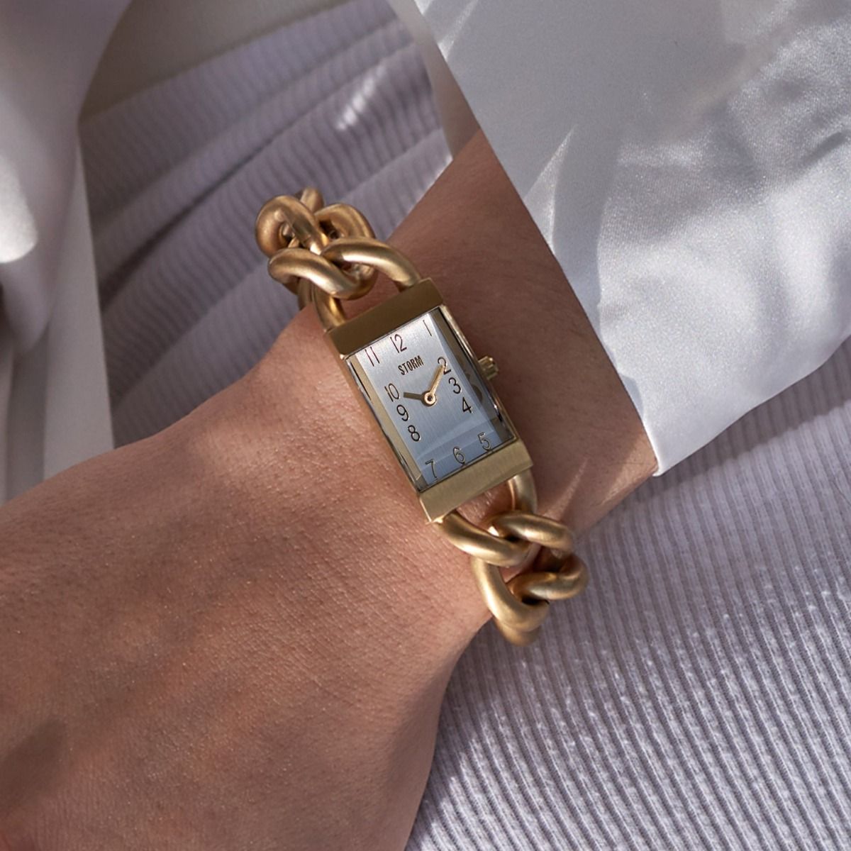 Extra-Wrist