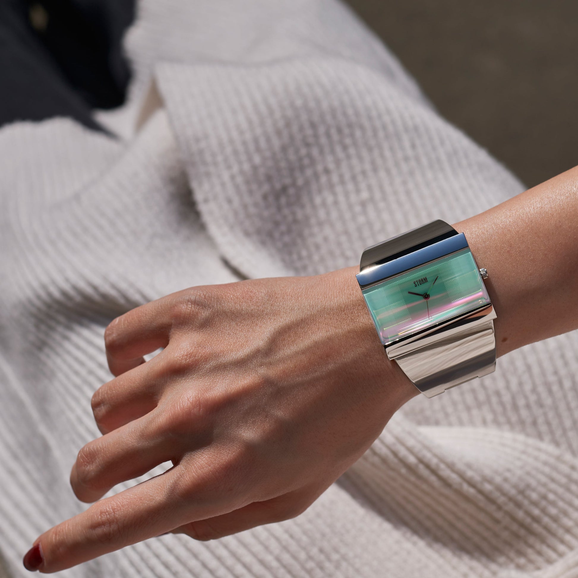 STARLETTI ICE WRIST 3