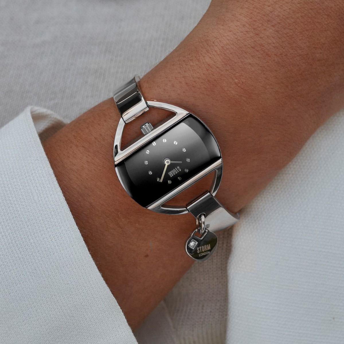 EXTRA-WRIST