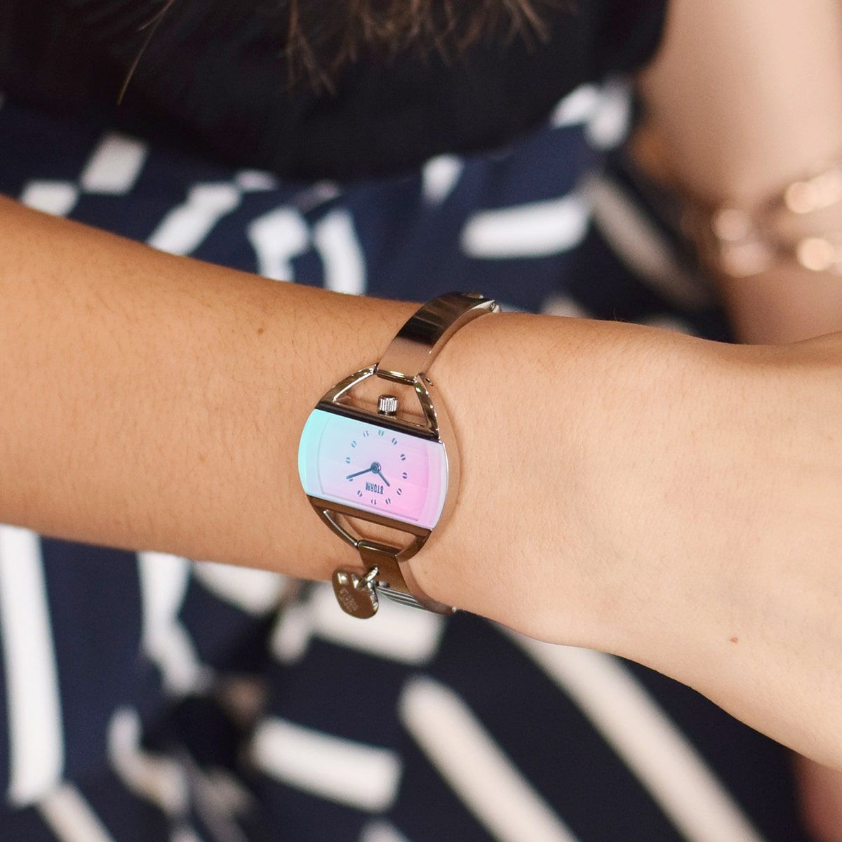 EXTRA-WRIST